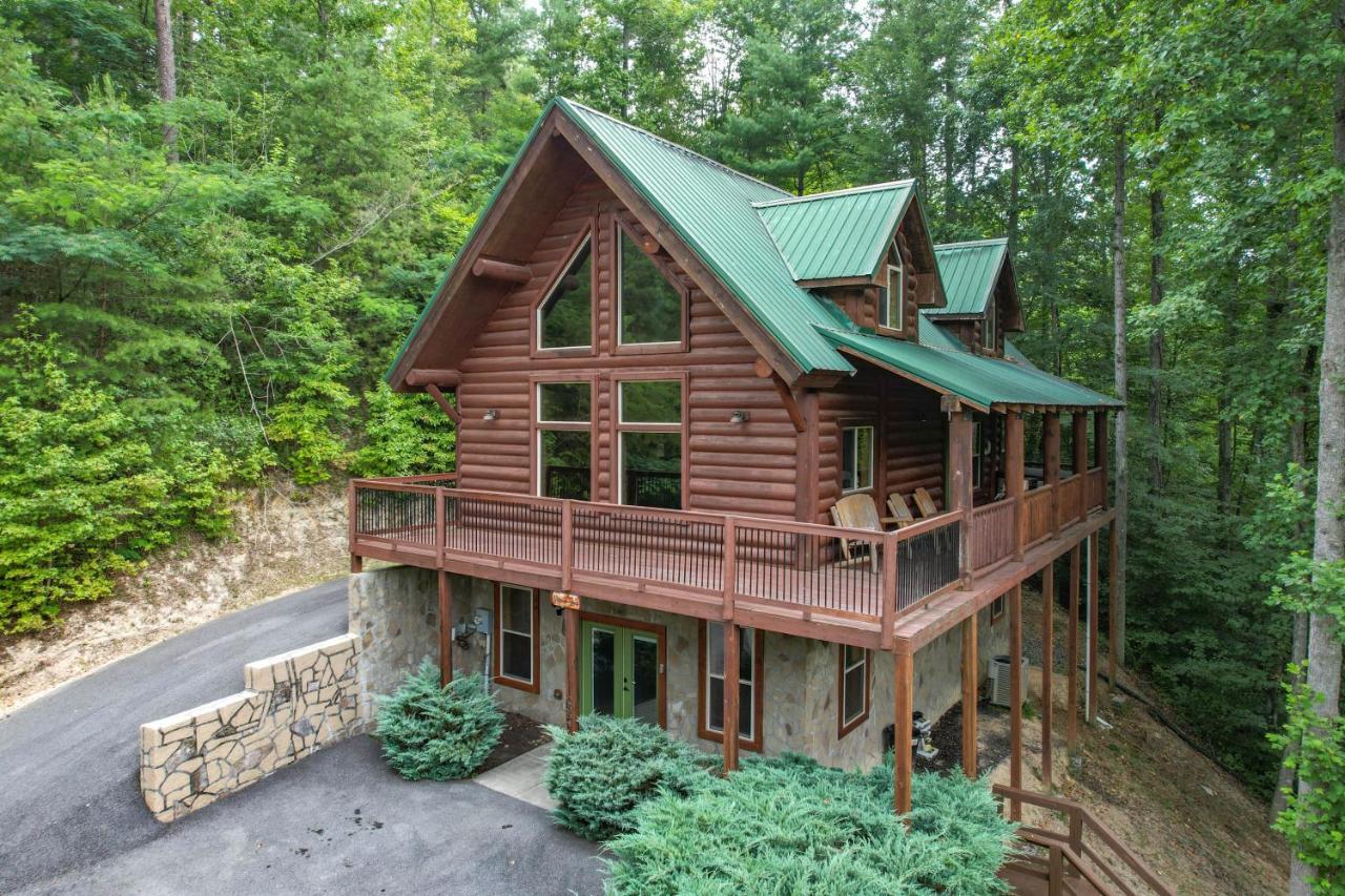 Relaxation Retreat - Large Family Cabin - Wifi, Fire Pit, Game Room With Pool Table And More Sevierville Exterior foto