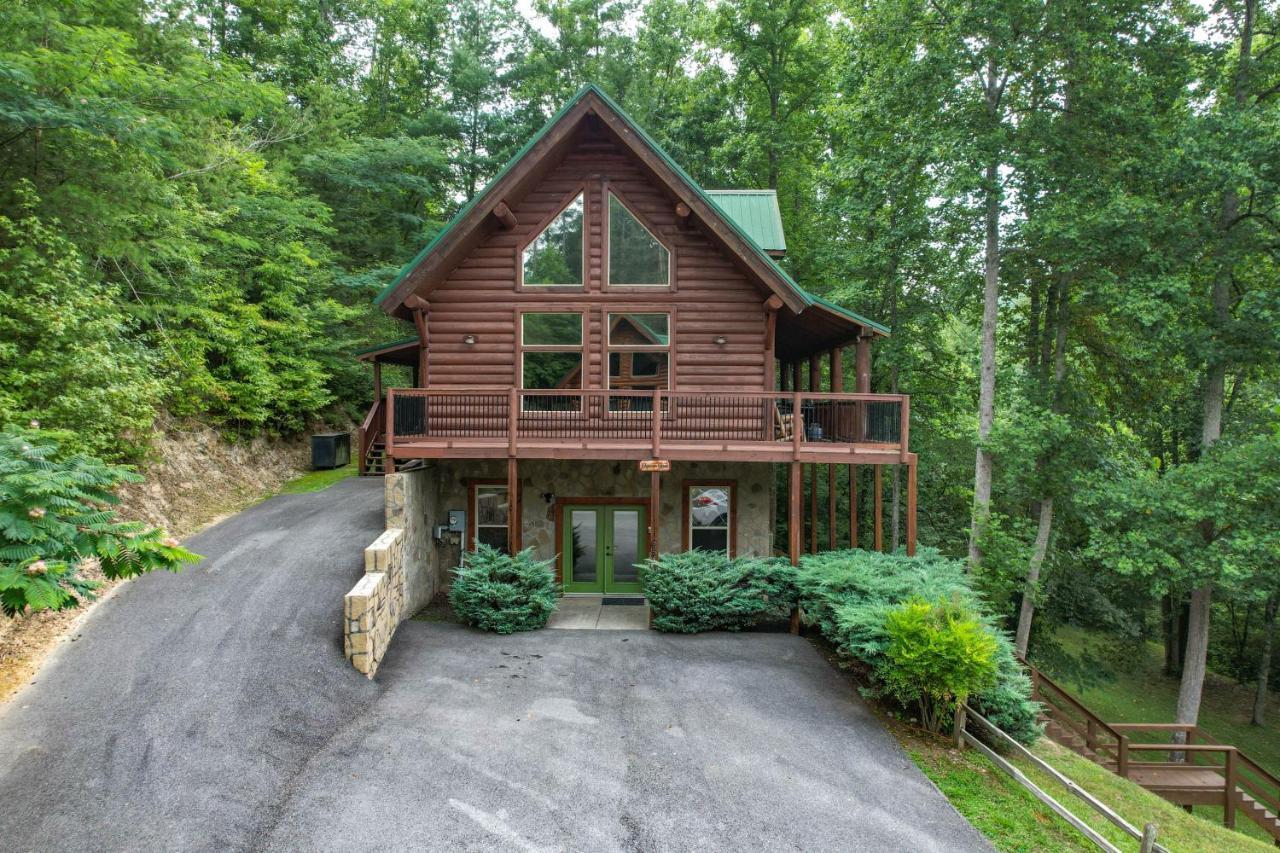 Relaxation Retreat - Large Family Cabin - Wifi, Fire Pit, Game Room With Pool Table And More Sevierville Exterior foto