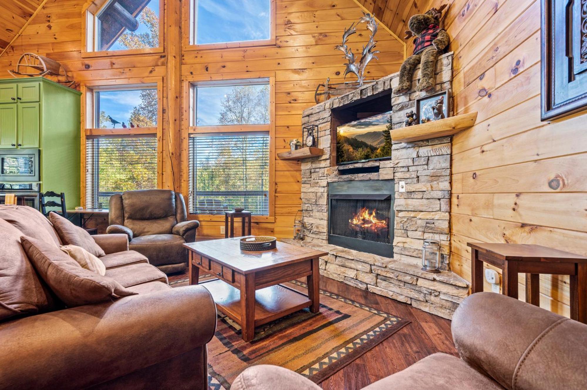 Relaxation Retreat - Large Family Cabin - Wifi, Fire Pit, Game Room With Pool Table And More Sevierville Exterior foto