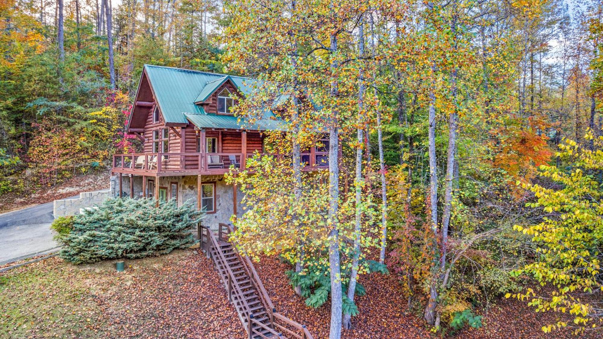 Relaxation Retreat - Large Family Cabin - Wifi, Fire Pit, Game Room With Pool Table And More Sevierville Exterior foto