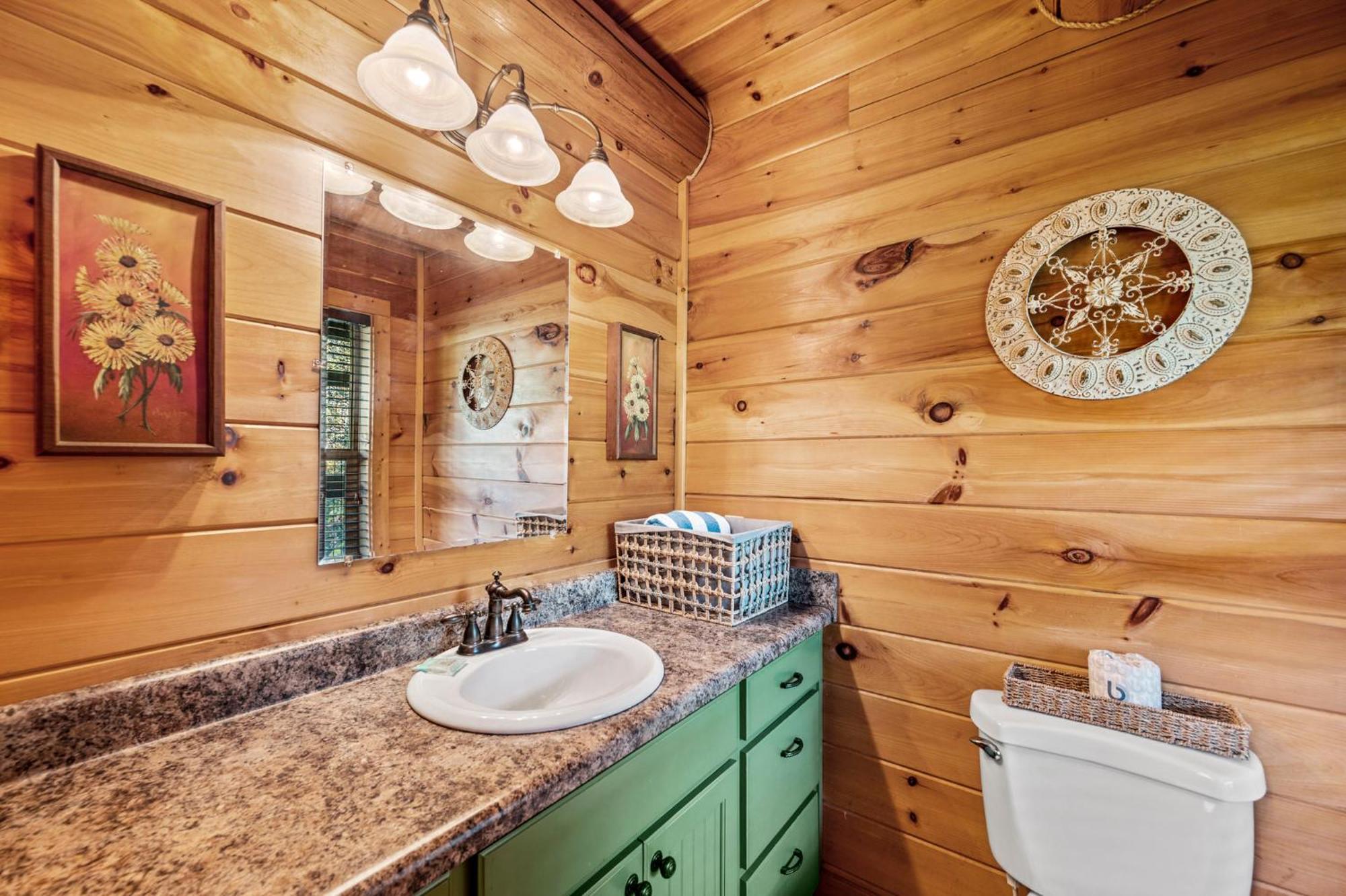 Relaxation Retreat - Pickleball Cabin - Wi-Fi, Fire Pit With Bar, Ev, Game Room, Hot Tub, Pool Access - Mins To Pf Sevierville Exterior foto